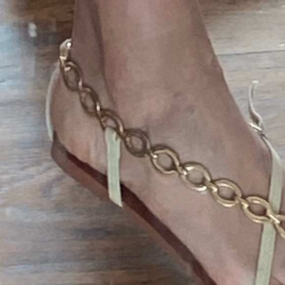 New Miss Lola "TYREE" Gold Chain Canvas Sandals Size 8.5 - Picture 2 of 10